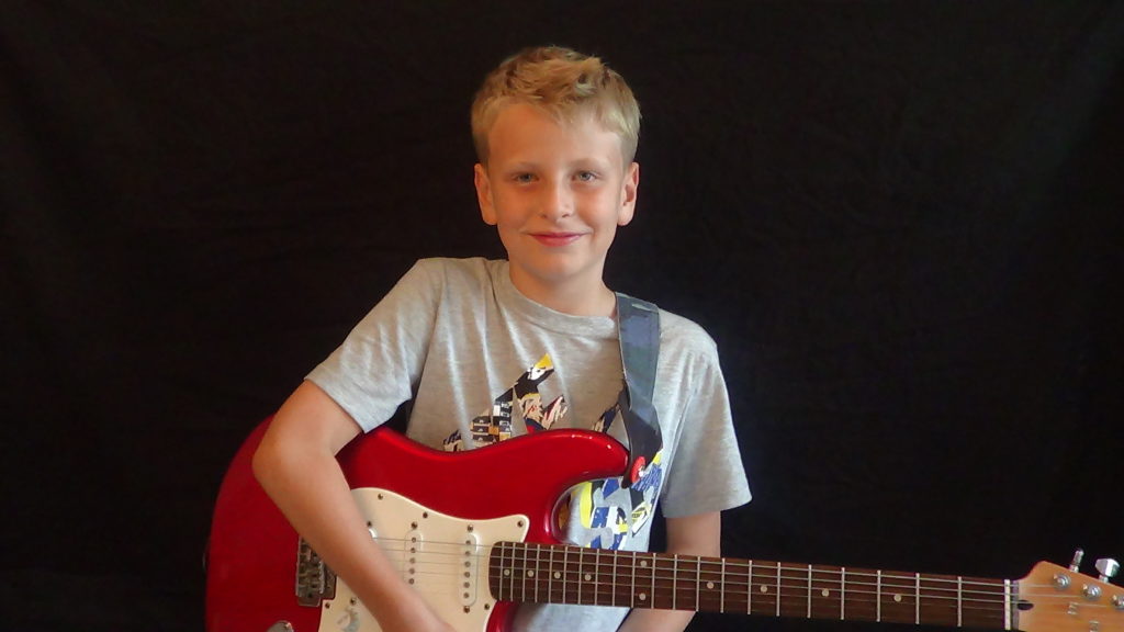 Kids guitar lessons in Devon, Exmouth